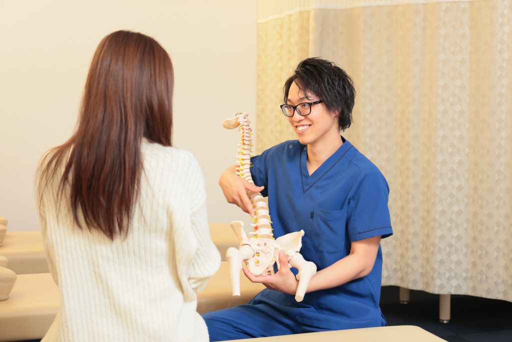 現在のお身体の状態を説明し、今後の施術計画を提案させていただきます。の写真